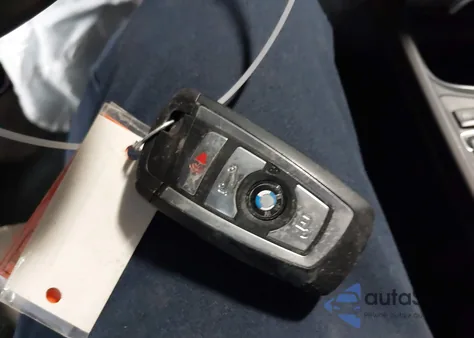 2017 BMW 340I xDrive из США, поврежденный, VIN WBA8B7G57HNU36993